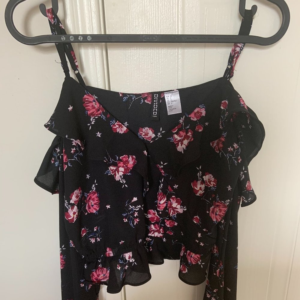 Floral Off-Shoulder Ruffled Long Sleeve Top